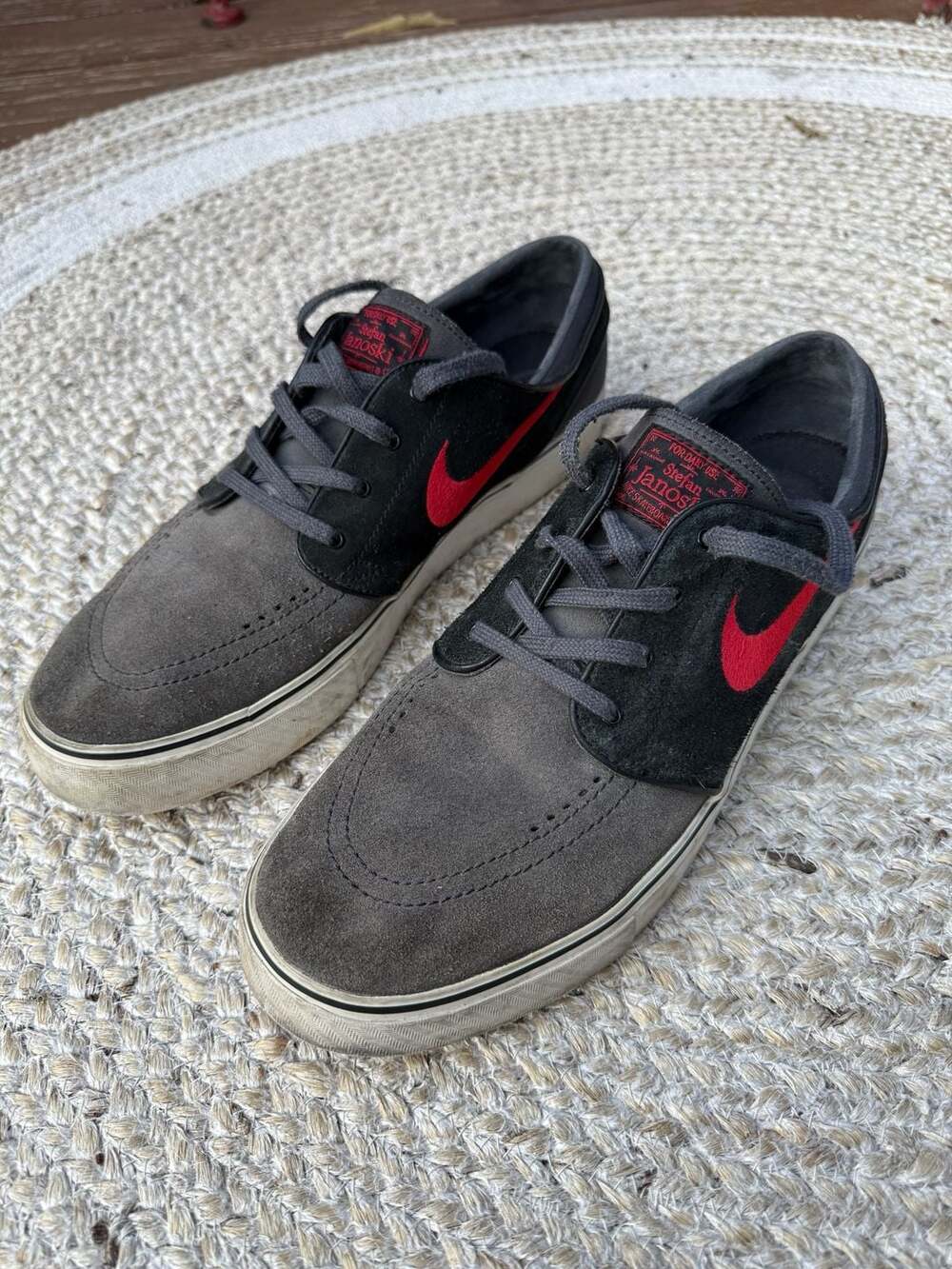 Nike SB Zoom Stefan Janoski Gray Red Men's Skate Shoes Size 11